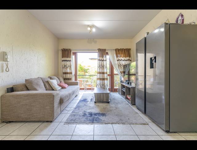2 BEDROOM SECTIONAL TITLE FOR SALE IN DOUGLASDALE